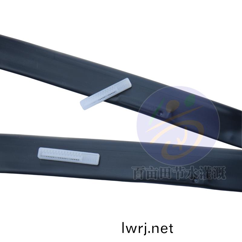 內(nei)鑲(xiang)貼(tie)片(pian)式(shi)滴(di)灌帶