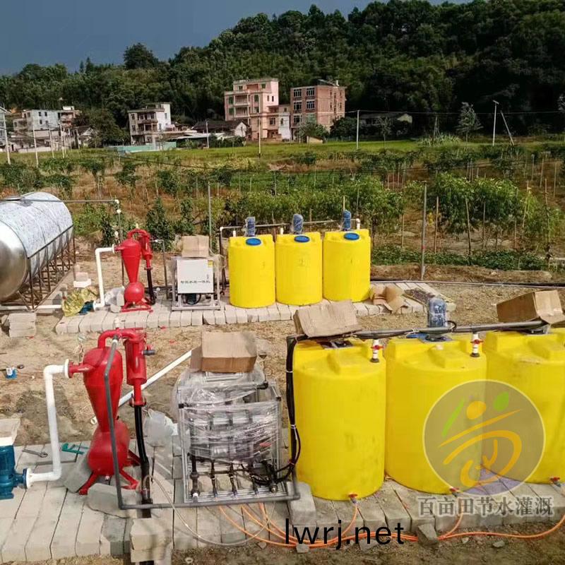 半(ban)自動(dòng)(dong) 水肥(fei)一(yi)體(ti)化(hua)係(xi)統(tǒng)(tong)